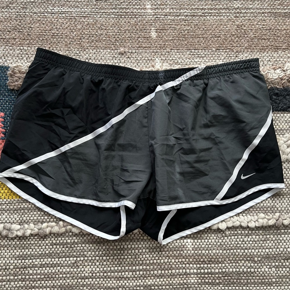 Nike Women's Black/Gray Dri-Fit Shorts Size XL
